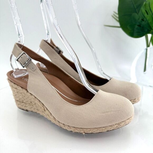 Vionic Womens Coralina Sandal Size 9 Tan Beige Canvas Wedge Espadrille Slingback - Picture 1 of 16